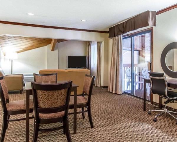 Quality Inn Macomb near University Area