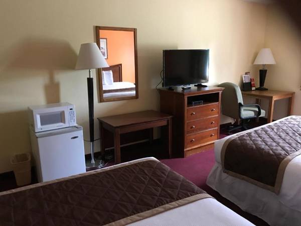 Workspace - Lake Tree Inn & Suites