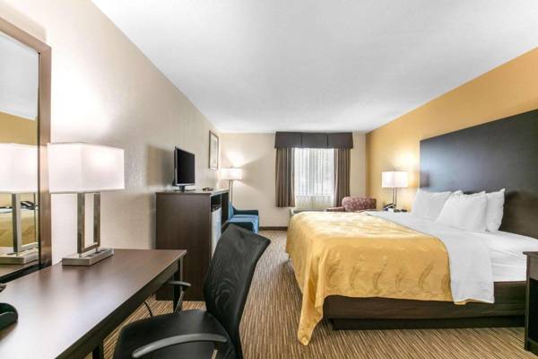 Workspace - Quality Inn & Suites Metropolis I-24