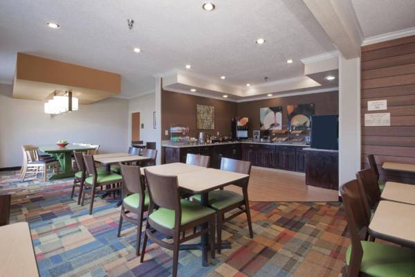 AmericInn by Wyndham Moline Airport Quad Cities