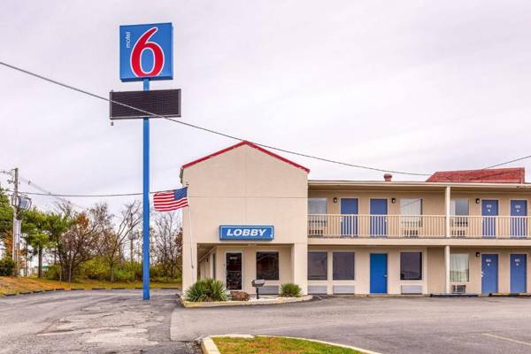 Motel 6-Mount Vernon IL