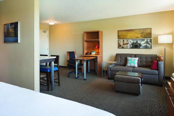 Workspace - TownePlace Suites by Marriott Chicago Naperville