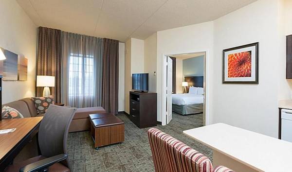 Workspace - Staybridge Suites Glenview an IHG Hotel