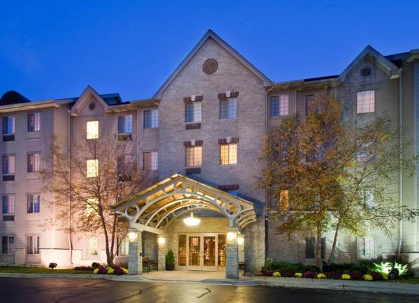 Staybridge Suites Chicago-Oakbrook Terrace an IHG Hotel