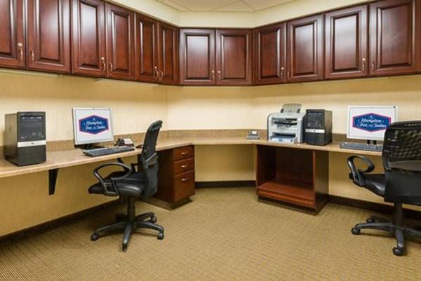 Workspace - Hampton Inn and Suites Peoria at Grand Prairie