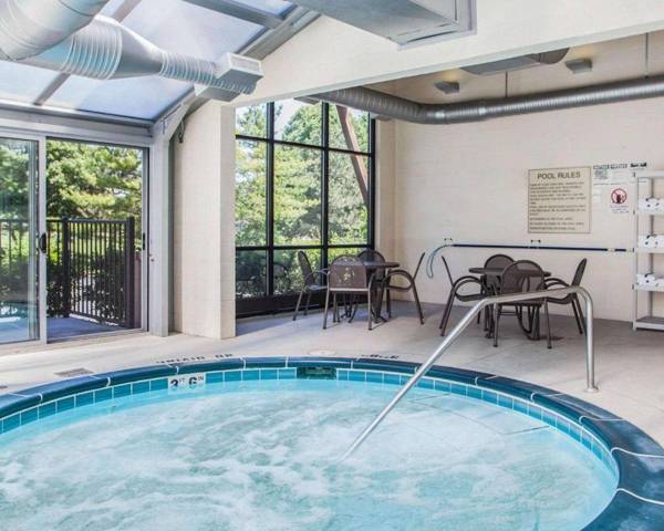 Quality Inn & Suites Peoria