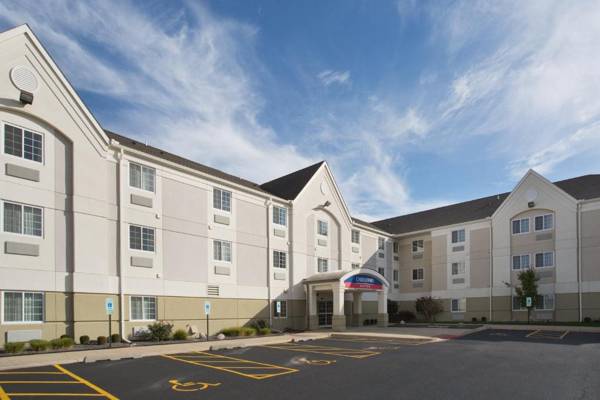 Candlewood Suites - Peoria at Grand Prairie an IHG Hotel