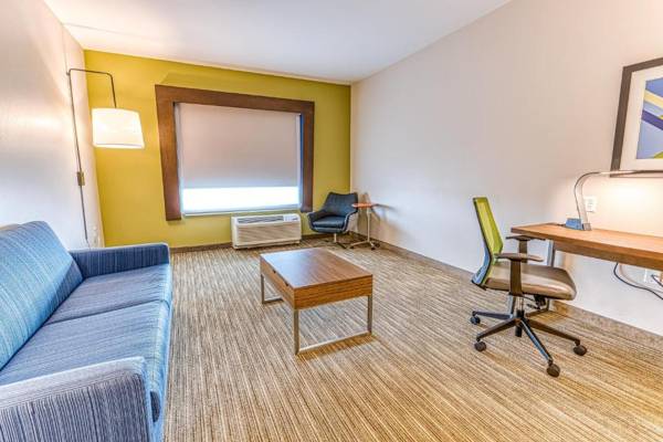 Workspace - Holiday Inn Express & Suites - Rantoul an IHG Hotel