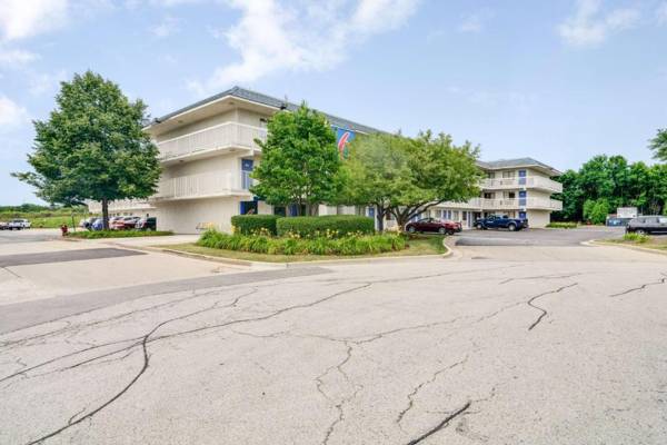 Motel 6-Rolling Meadows IL - Chicago Northwest