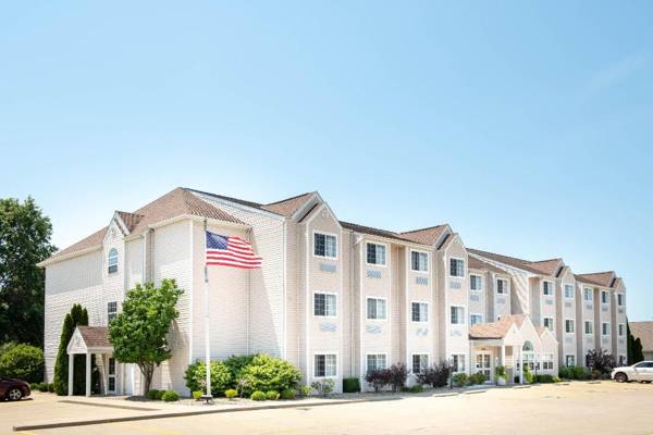 Microtel Inn and Suites by Wyndham