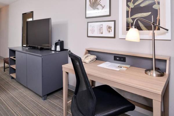 Workspace - Country Inn & Suites by Radisson Tinley Park IL