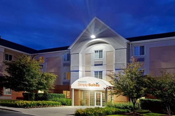 Sonesta Simply Suites Chicago Waukegan