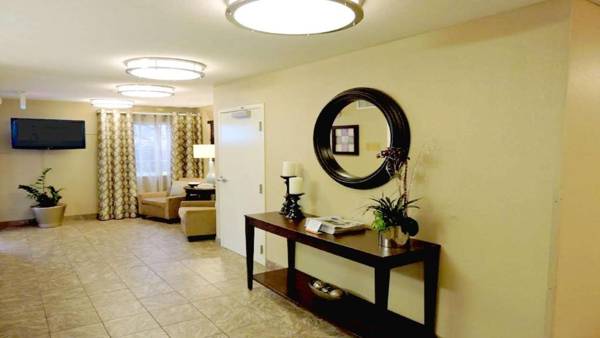 Sonesta Simply Suites Chicago Waukegan