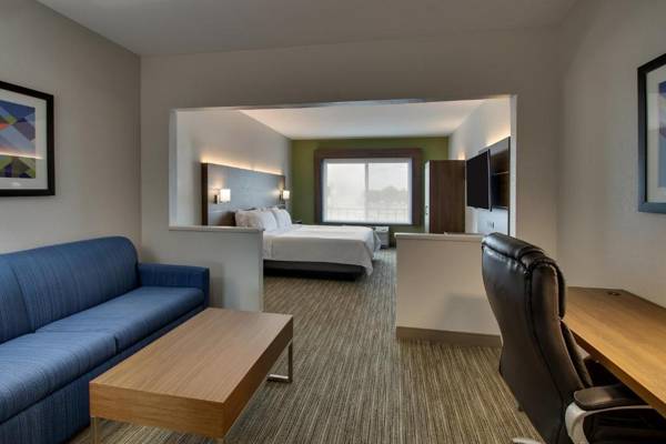 Workspace - Holiday Inn Express Hotel & Suites Waukegan/Gurnee an IHG Hotel