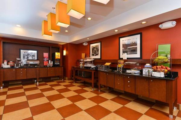 Hampton Inn Yorkville