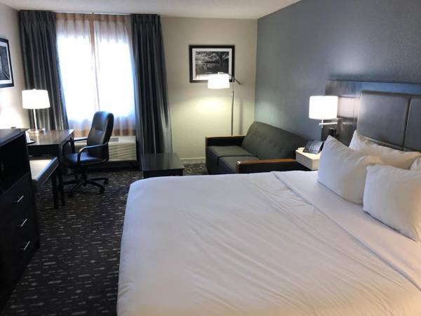 Workspace - Country Inn & Suites by Radisson Auburn IN