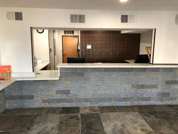 Country Inn & Suites by Radisson Auburn IN