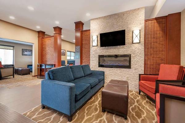 Comfort Suites West Indianapolis - Brownsburg