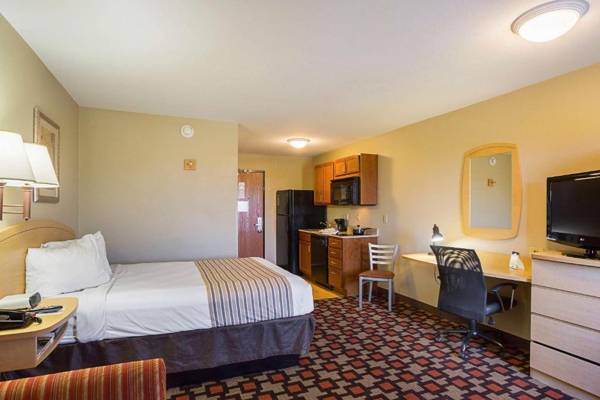 Suburban Extended Stay Hotel Louisville North