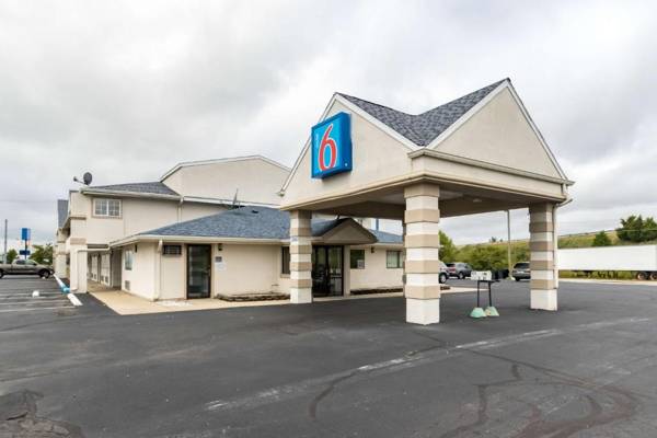 Motel 6-Crawfordsville IN