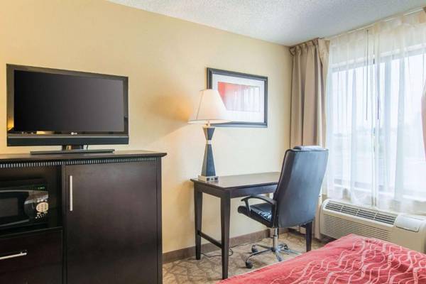 Workspace - Comfort Inn East Evansville