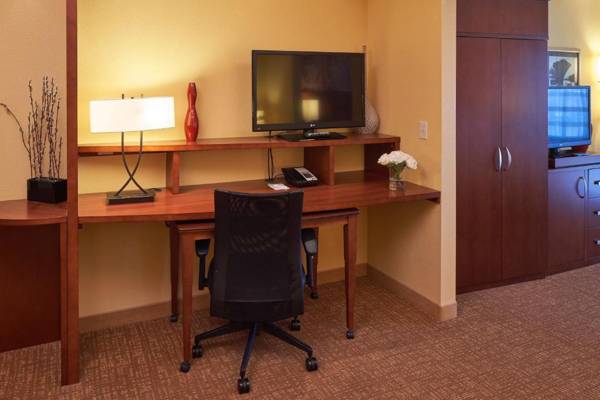 Workspace - Courtyard by Marriott Evansville East