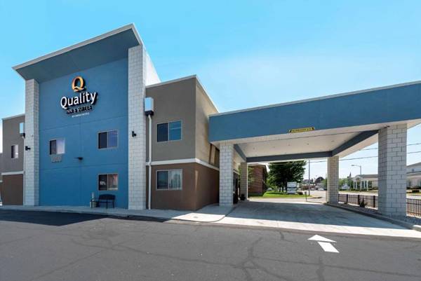 Quality Inn & Suites Evansville Downtown