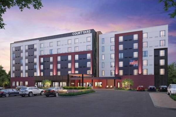 Courtyard by Marriott Indianapolis Fishers