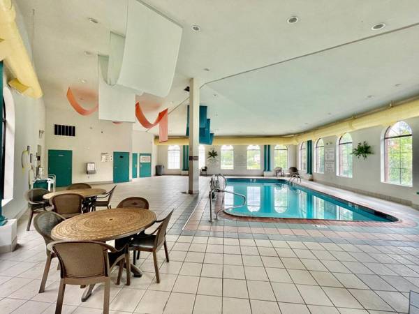 FairBridge Inn & Suites Fort Wayne