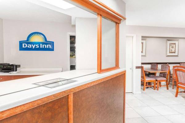 Days Inn by Wyndham Fort Wayne