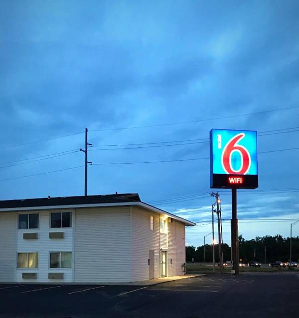 Motel 6-Fort Wayne IN