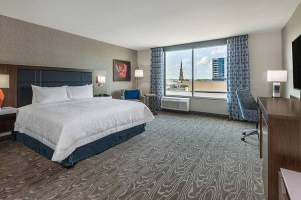 Hampton Inn & Suites Fort Wayne Downtown