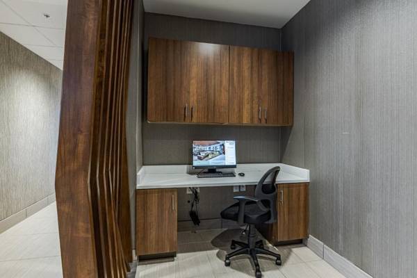 Workspace - SpringHill Suites by Marriott Fort Wayne North
