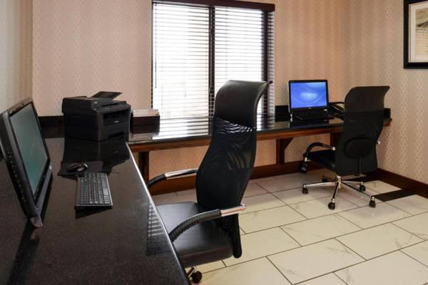 Workspace - Holiday Inn Express & Suites Greenfield an IHG Hotel