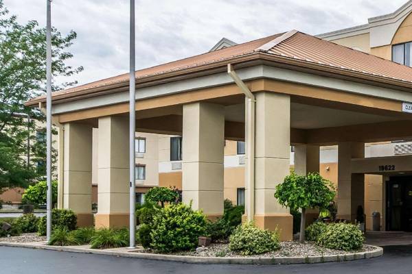 Quality Inn & Suites Evansville