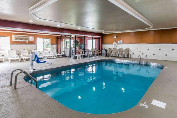 Quality Inn & Suites Evansville