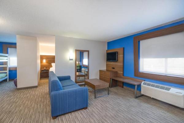 Holiday Inn Express Hotel Howe / Sturgis an IHG Hotel