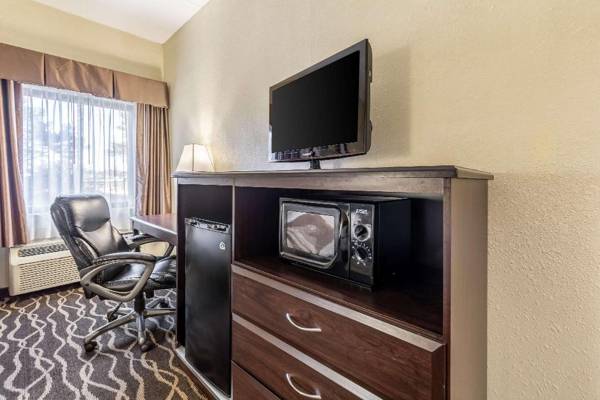 Workspace - Quality Inn & Suites Southport
