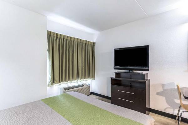 Studio 6-Indianapolis IN