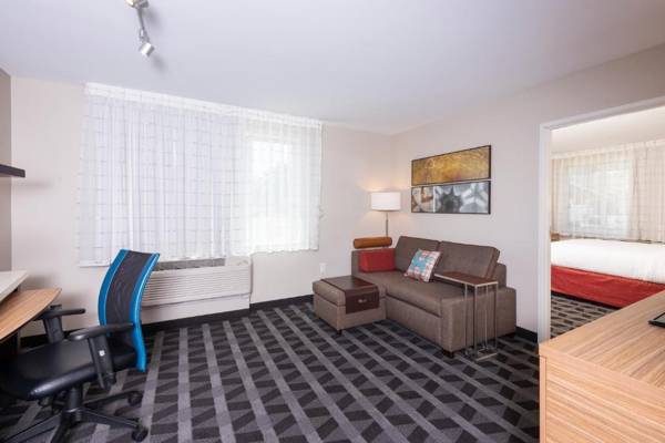 Workspace - TownePlace Suites by Marriott Louisville North