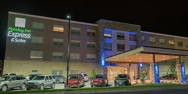 Holiday Inn Express & Suites - Louisville N - Jeffersonville an IHG Hotel