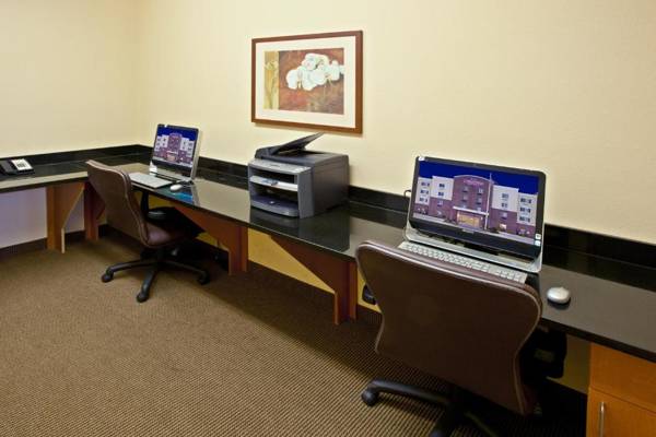 Workspace - Candlewood Suites Lafayette an IHG Hotel