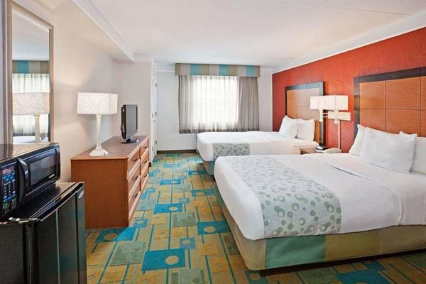 Norwood Inn & Suites Merrillville