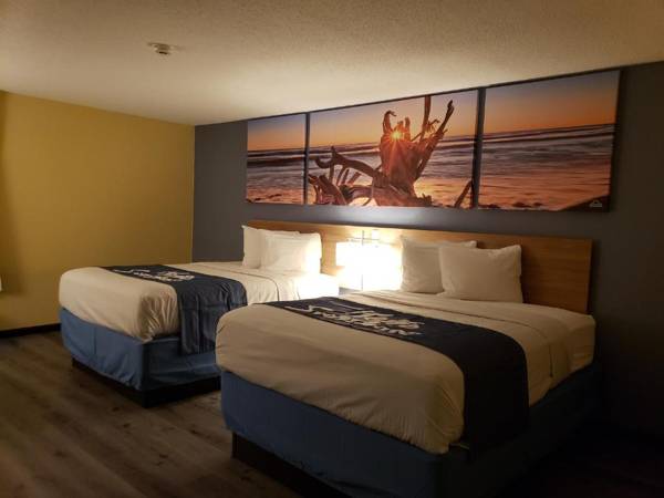 Days Inn & Suites by Wyndham Merrillville