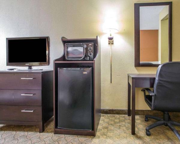 Workspace - Quality Inn Merrillville