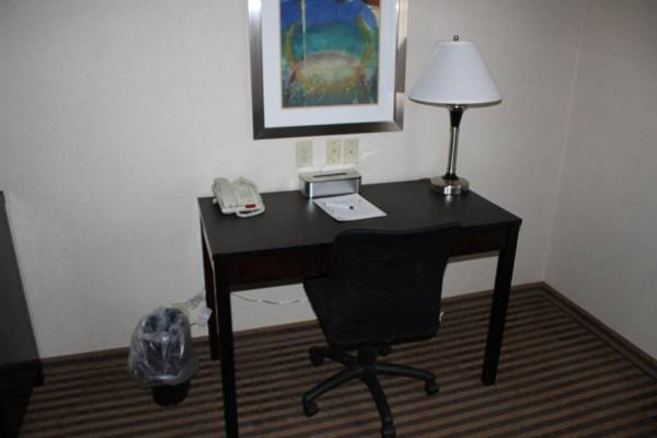 Workspace - Best Western Plus Portage Hotel and Suites