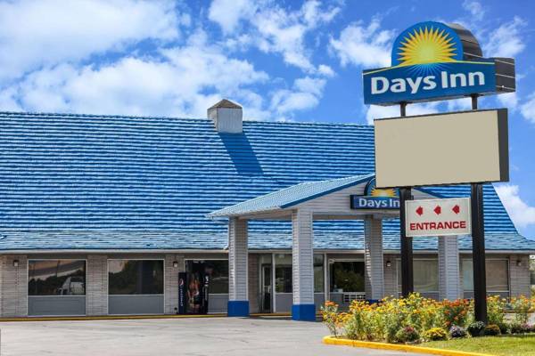 Days Inn by Wyndham Seymour