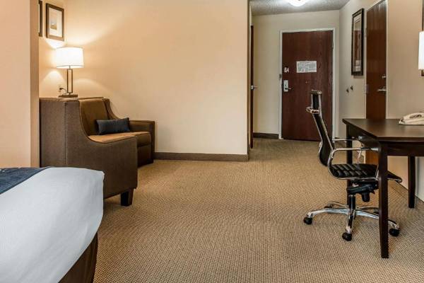 Workspace - Comfort Suites South Bend Near Casino