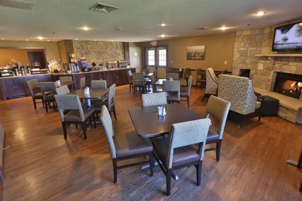 Ivy Court Inn and Suites