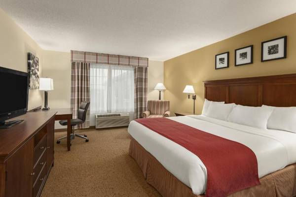 Workspace - Country Inn & Suites by Radisson Ames IA